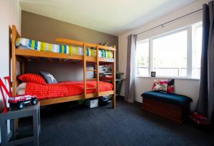Loft Beds: 5 Great Picks for Small Spaces and Hostels
