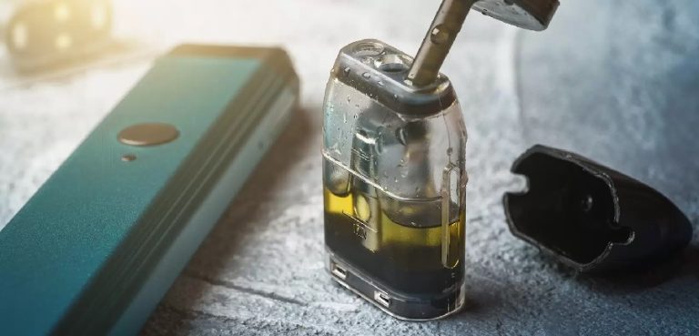 What Does Popular Freebase Liquids Contain?