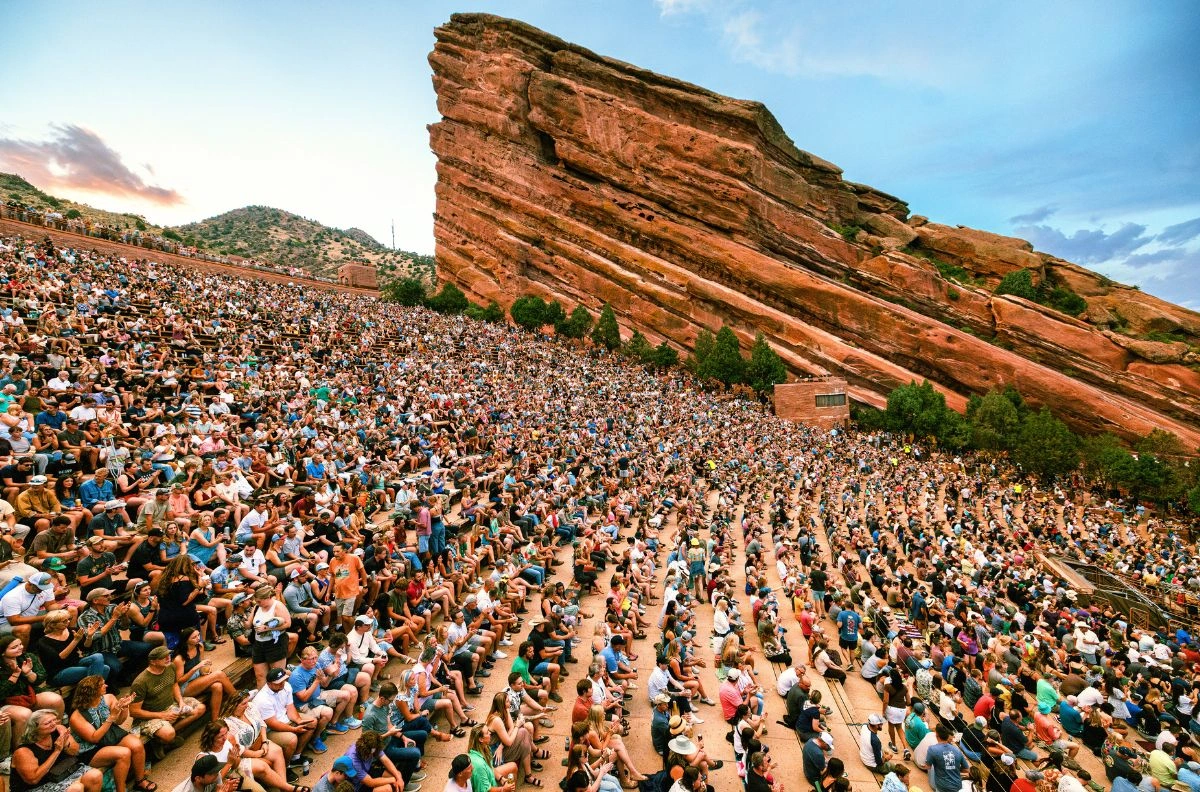 Red Rocks Shuttle for Convenient Colorado Concert Trips